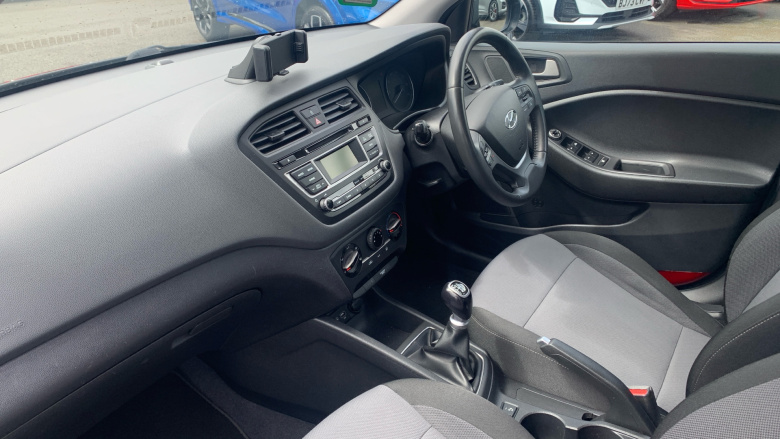 Hyundai i20 1.2 SE 5dr Petrol Hatchback